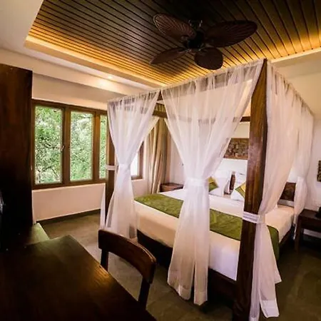 Elixir Hills Suites Resort And Spa Munnar Exterior photo