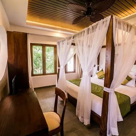 Elixir Hills Suites Resort And Spa Munnar Exterior photo